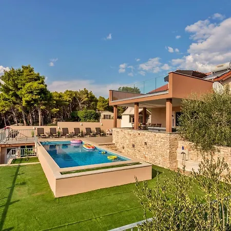 Villa Karmelota